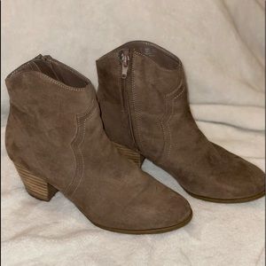 Cowgirl Suede booties